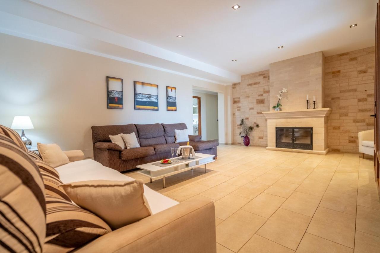 - 4460 Mallorca * Campos (Mallorca)