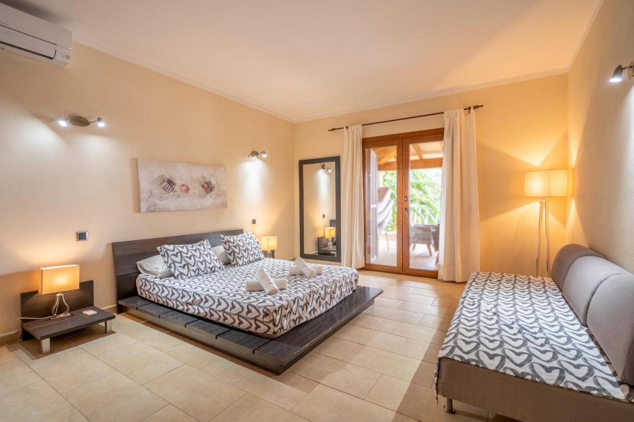 - 4460 Mallorca * Campos (Mallorca)